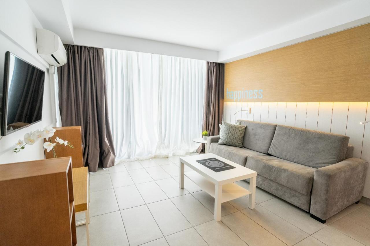 Apartamentos Vacacionales Broncemar Сан-Бартоломе Екстер'єр фото